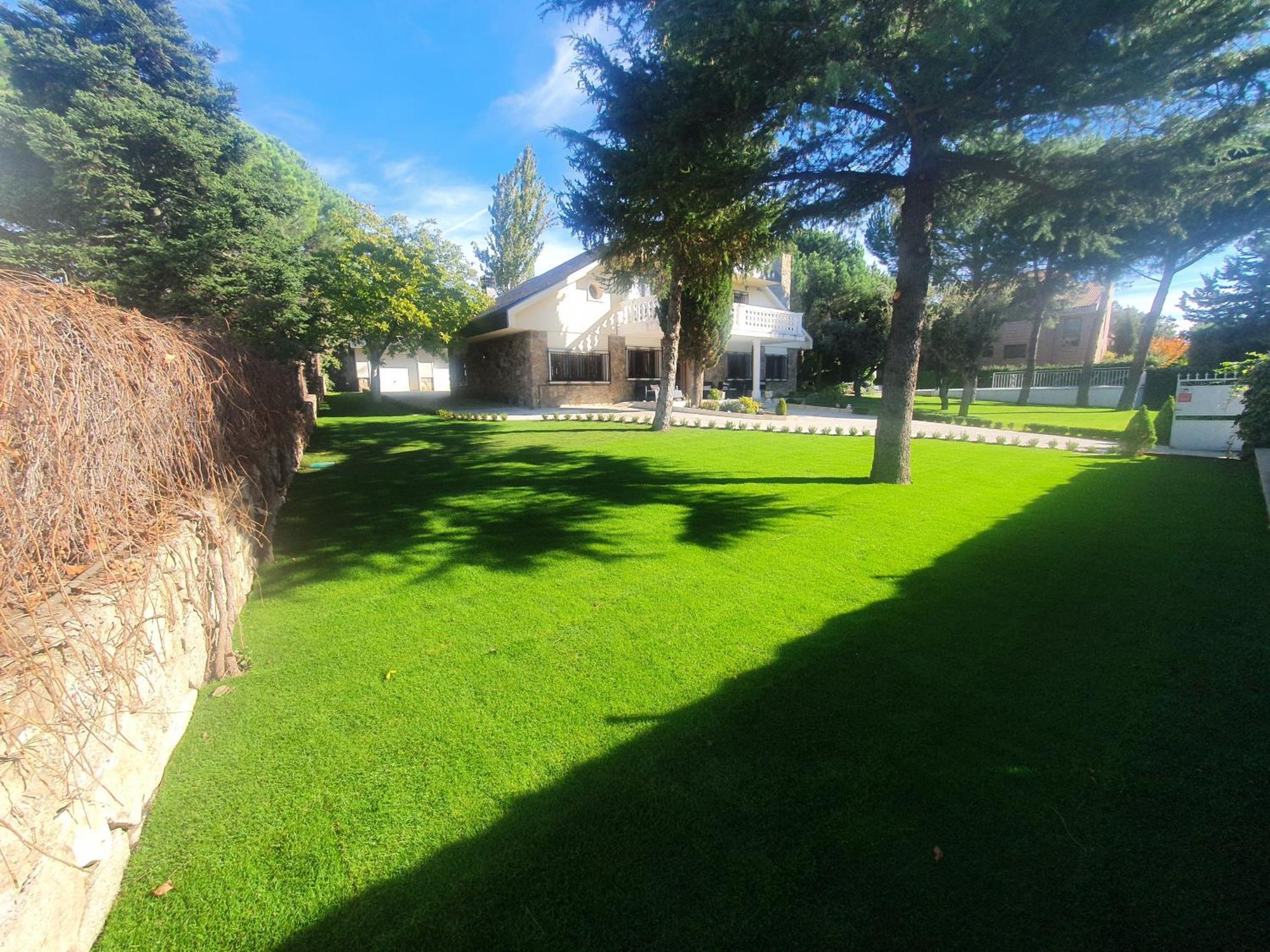 Villa Monika Alpedrete Buitenkant foto